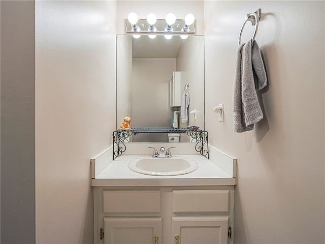 16 Vista Palm Lane 106, Vero Beach, FL 32962