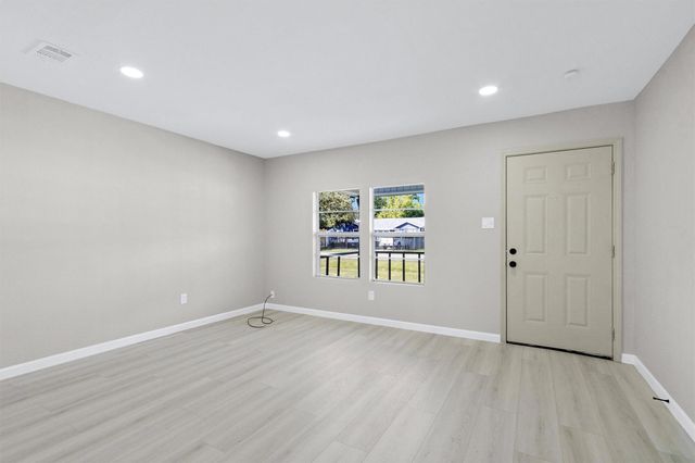 4114 Hoffman Street, Houston, TX 77026