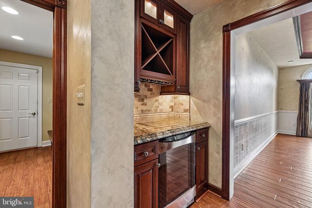 19879 MELLON CIR, Ashburn, VA 20147