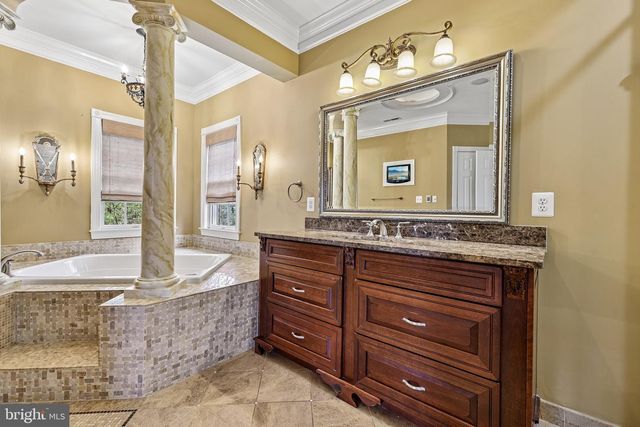 19879 MELLON CIR, Ashburn, VA 20147