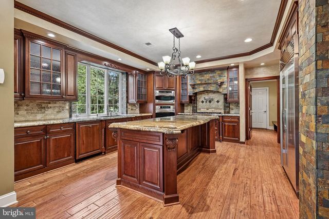 19879 MELLON CIR, Ashburn, VA 20147