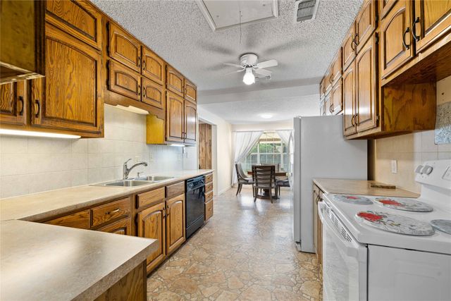 2308 Dartmore Street, Brownwood, TX 76801