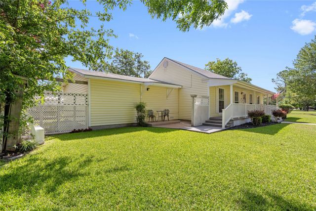 2308 Dartmore Street, Brownwood, TX 76801