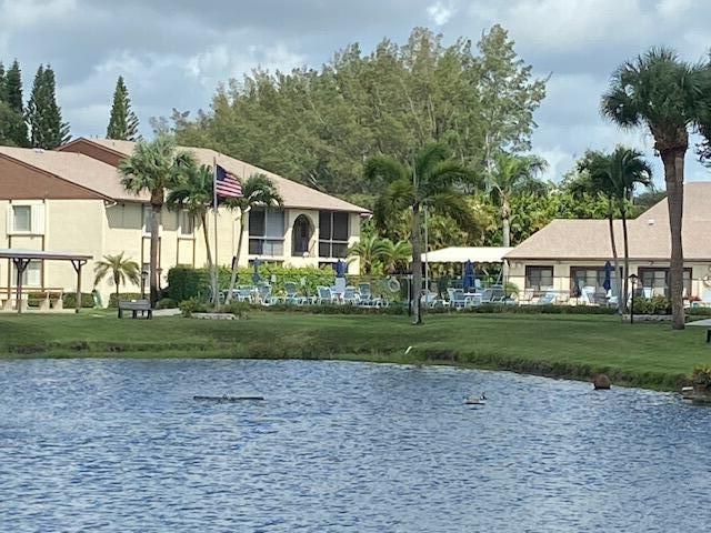 3526 La Palmas Court D-1, Greenacres, FL 33463