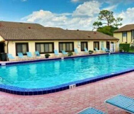 3526 La Palmas Court D-1, Greenacres, FL 33463