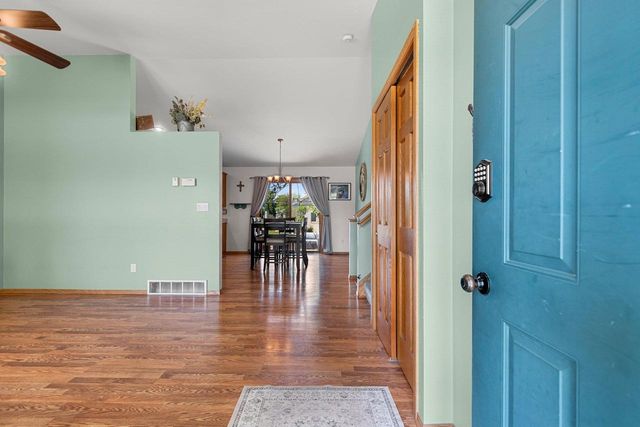 N9443 HANDEL DRIVE, Appleton, WI 54915