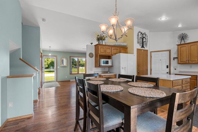 N9443 HANDEL DRIVE, Appleton, WI 54915