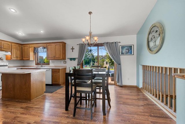 N9443 HANDEL DRIVE, Appleton, WI 54915
