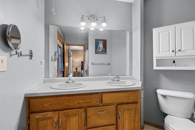 N9443 HANDEL DRIVE, Appleton, WI 54915
