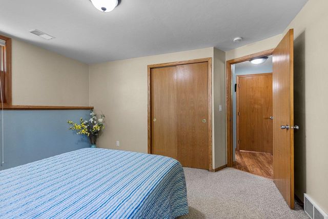 N9443 HANDEL DRIVE, Appleton, WI 54915