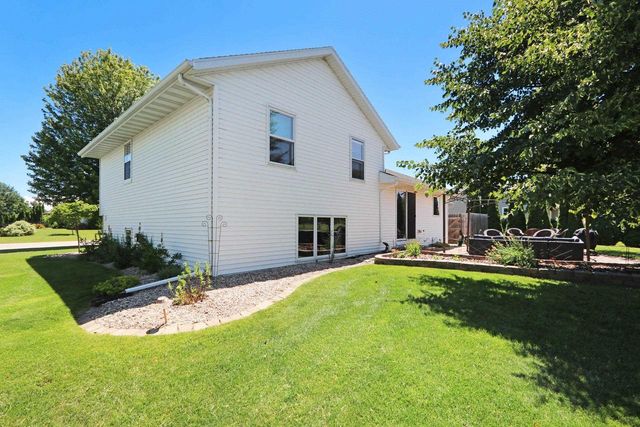 N9443 HANDEL DRIVE, Appleton, WI 54915