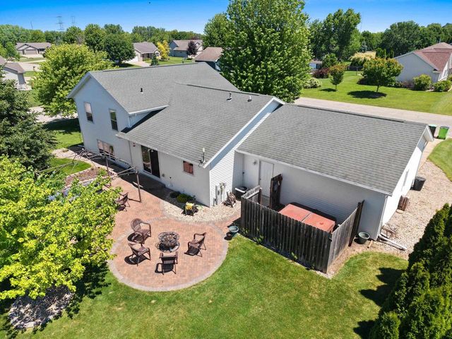 N9443 HANDEL DRIVE, Appleton, WI 54915