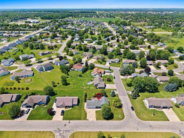 N9443 HANDEL DRIVE, Appleton, WI 54915