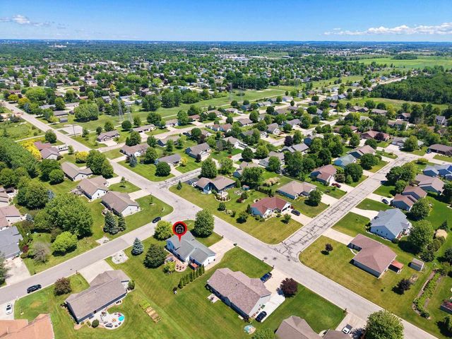 N9443 HANDEL DRIVE, Appleton, WI 54915