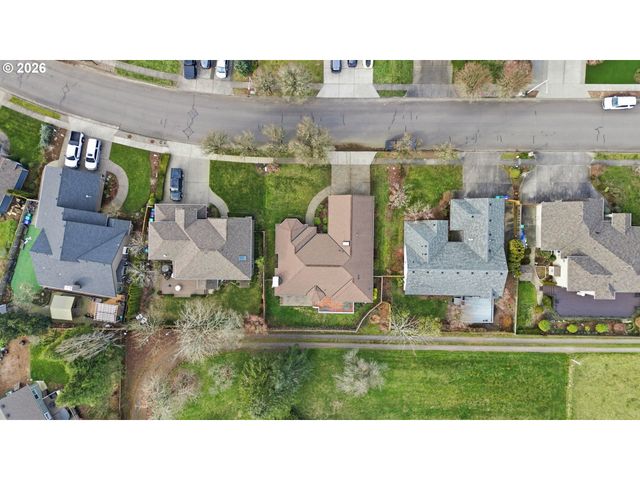 2652 Sw PHYLLIS Dr, Gresham, OR 97080