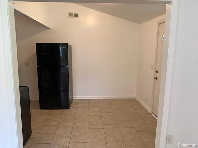 18334 Irving Street, Livonia, MI 48152