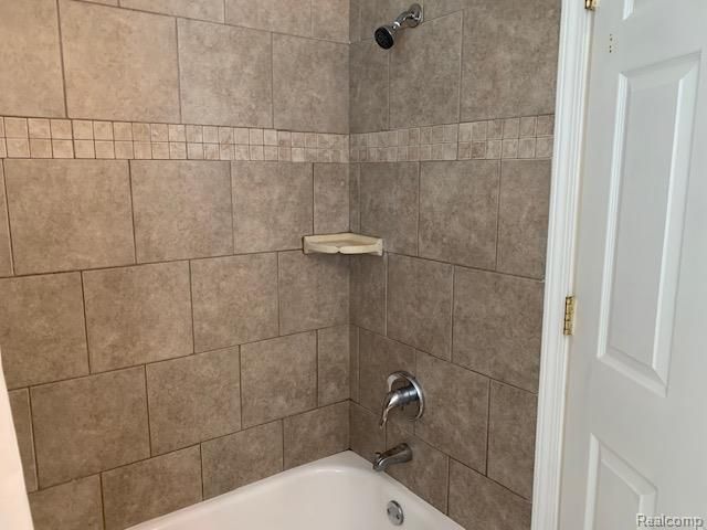 18334 Irving Street, Livonia, MI 48152
