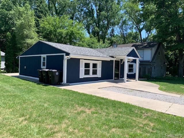 18334 Irving Street, Livonia, MI 48152