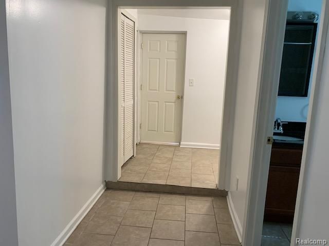 18334 Irving Street, Livonia, MI 48152