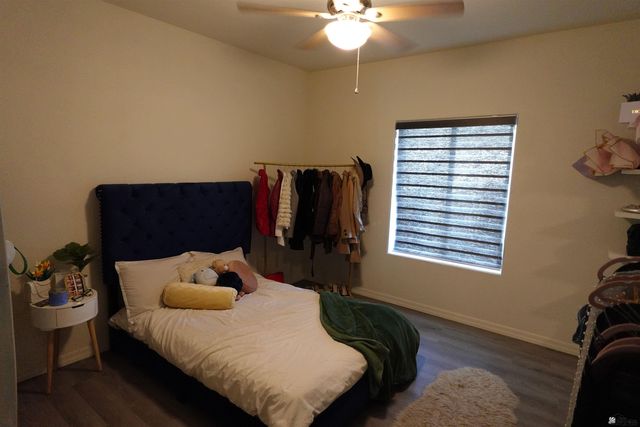 400 N XCARET CT, Somerton, AZ 85350