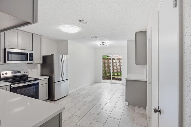 54 Quiet Peace Place, The Woodlands, TX 77381