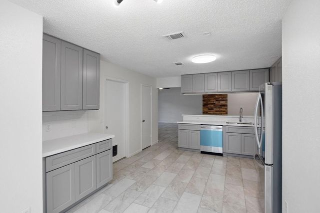 54 Quiet Peace Place, The Woodlands, TX 77381