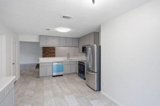 54 Quiet Peace Place, The Woodlands, TX 77381