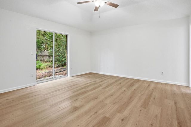 54 Quiet Peace Place, The Woodlands, TX 77381