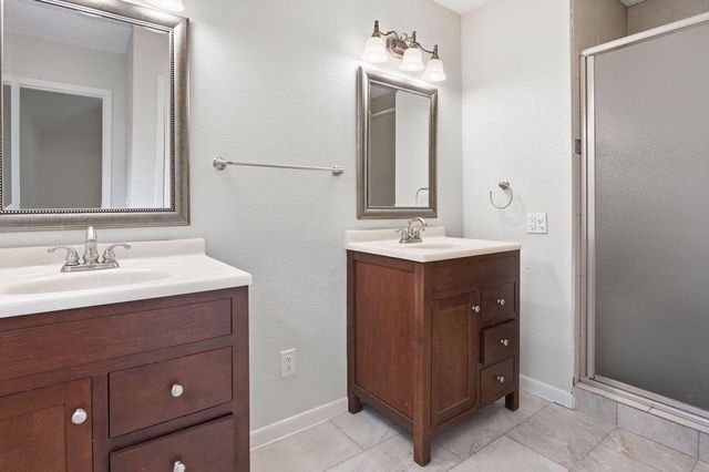 54 Quiet Peace Place, The Woodlands, TX 77381