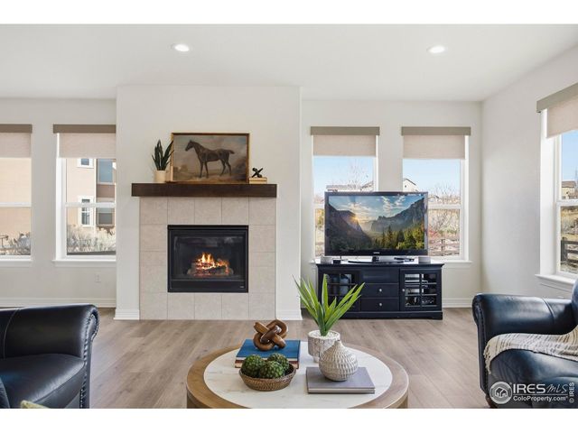 6402 Foothills View Pl, Fort Collins, CO 80528