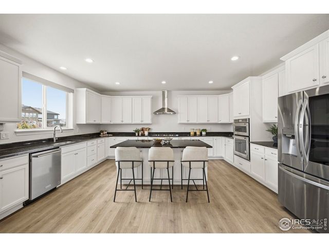 6402 Foothills View Pl, Fort Collins, CO 80528