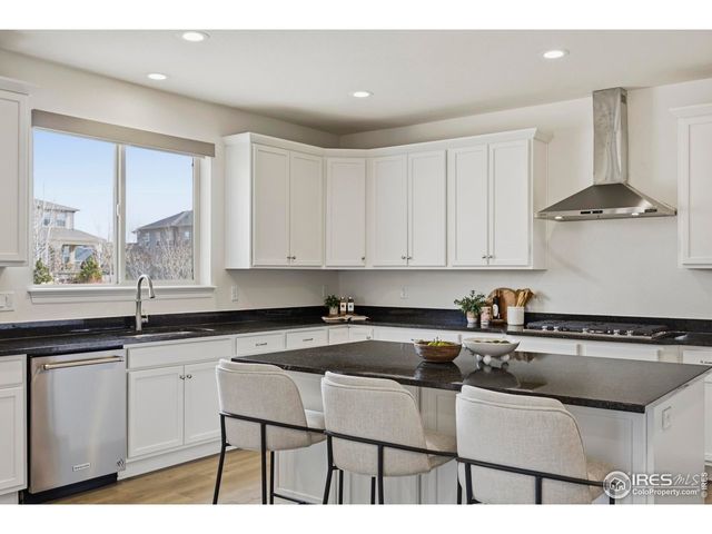 6402 Foothills View Pl, Fort Collins, CO 80528