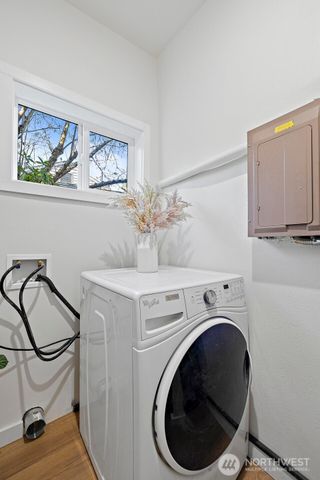 2311 N 88th St, Seattle, WA 98103