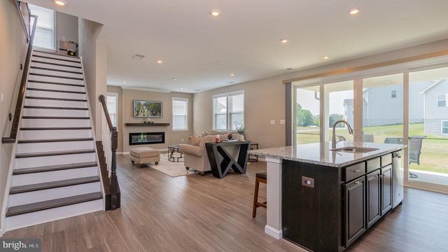 12610 ROSENCRANS DR, Hagerstown, MD 21740