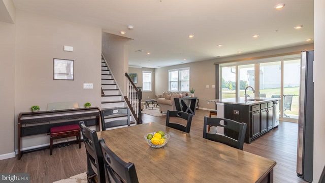 12610 ROSENCRANS DR, Hagerstown, MD 21740