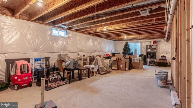 12610 ROSENCRANS DR, Hagerstown, MD 21740