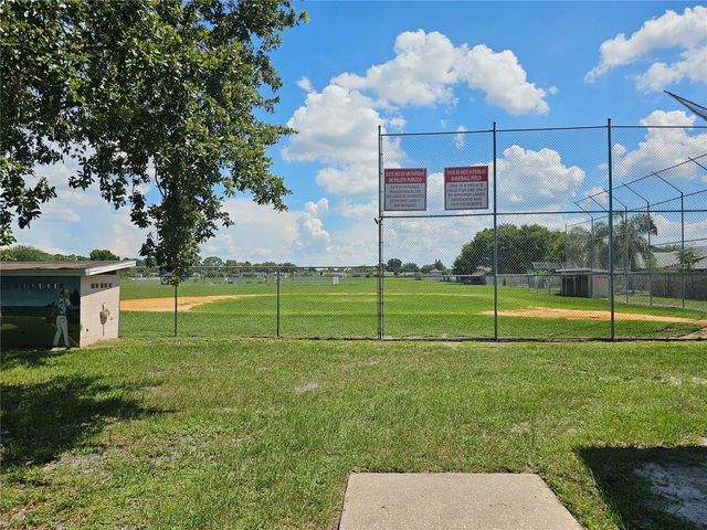 2784 WHISPER LAKES CLUB CIRCLE, Orlando, FL 32837