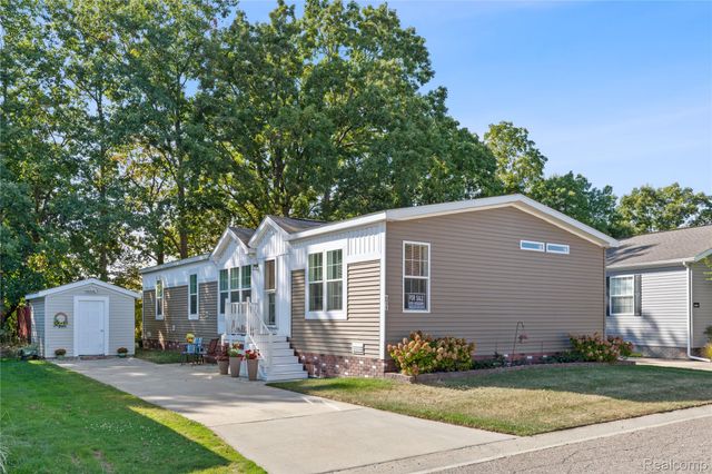 4939 Venice Circle, Northville, MI 48167