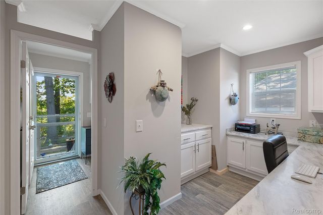 4939 Venice Circle, Northville, MI 48167