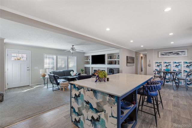 4939 Venice Circle, Northville, MI 48167