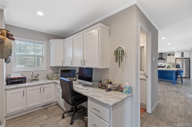 4939 Venice Circle, Northville, MI 48167