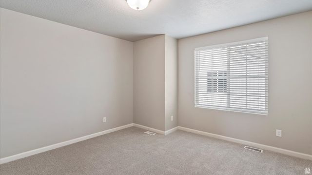 299 E KANAB CREEK DR, Saratoga Springs, UT 84045