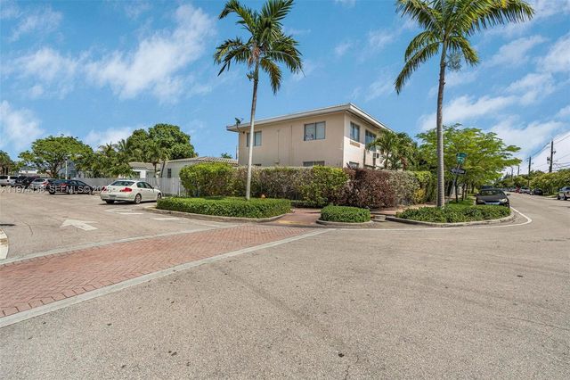 8031 Hawthorne Avenue, Miami Beach, FL 33141