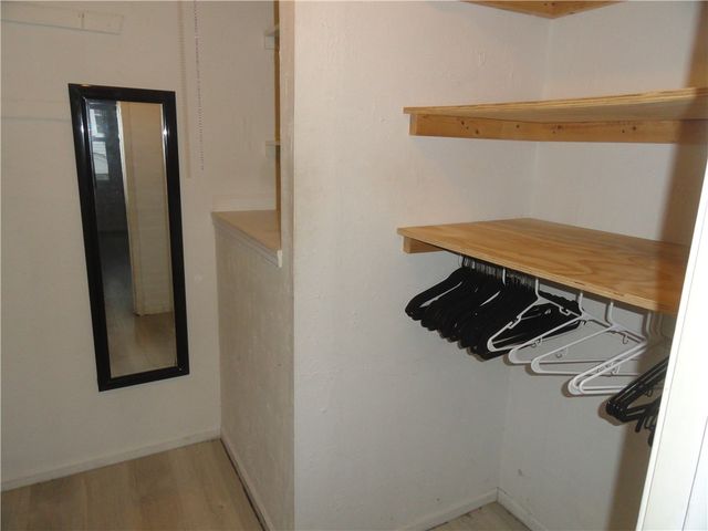 20 Eagle Ln, Perinton, NY 14450