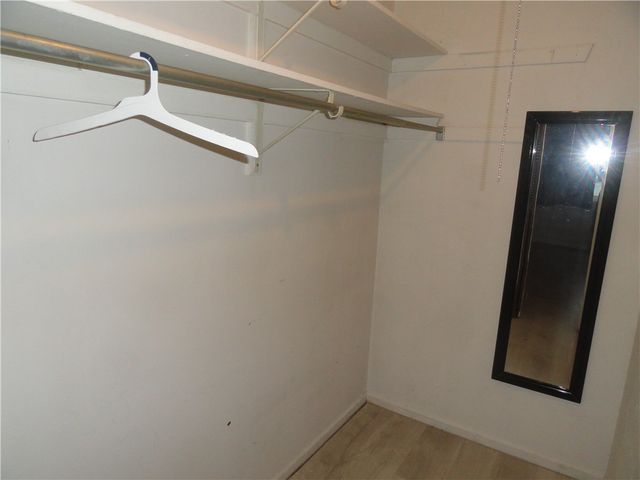 20 Eagle Ln, Perinton, NY 14450