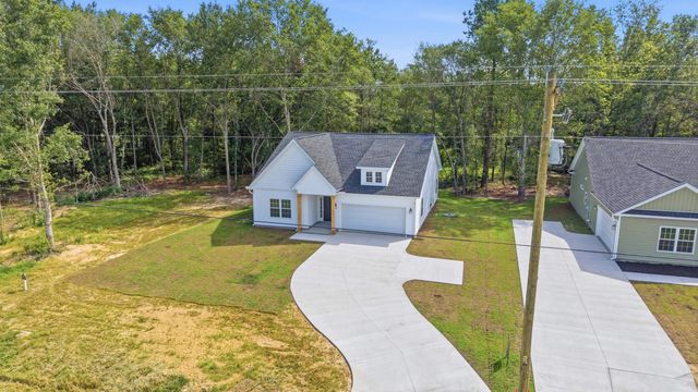 664 Goretown Loop, Loris, SC 29569
