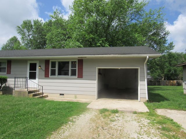 529 S Olive Street, Marshfield, MO 65706