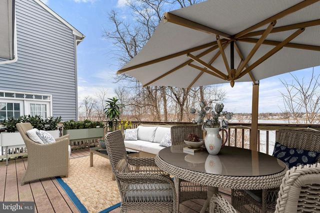 22 RIVER LN, Delanco, NJ 08075