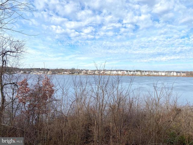 22 RIVER LN, Delanco, NJ 08075