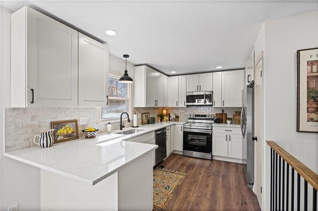 4515 Norwood Avenue, Kansas City, MO 64133